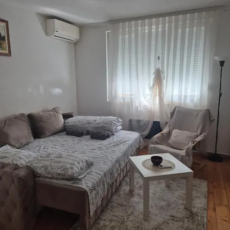 Va2022 Apartment